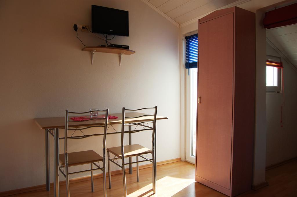 Apartments Setka Krk Town Habitación foto
